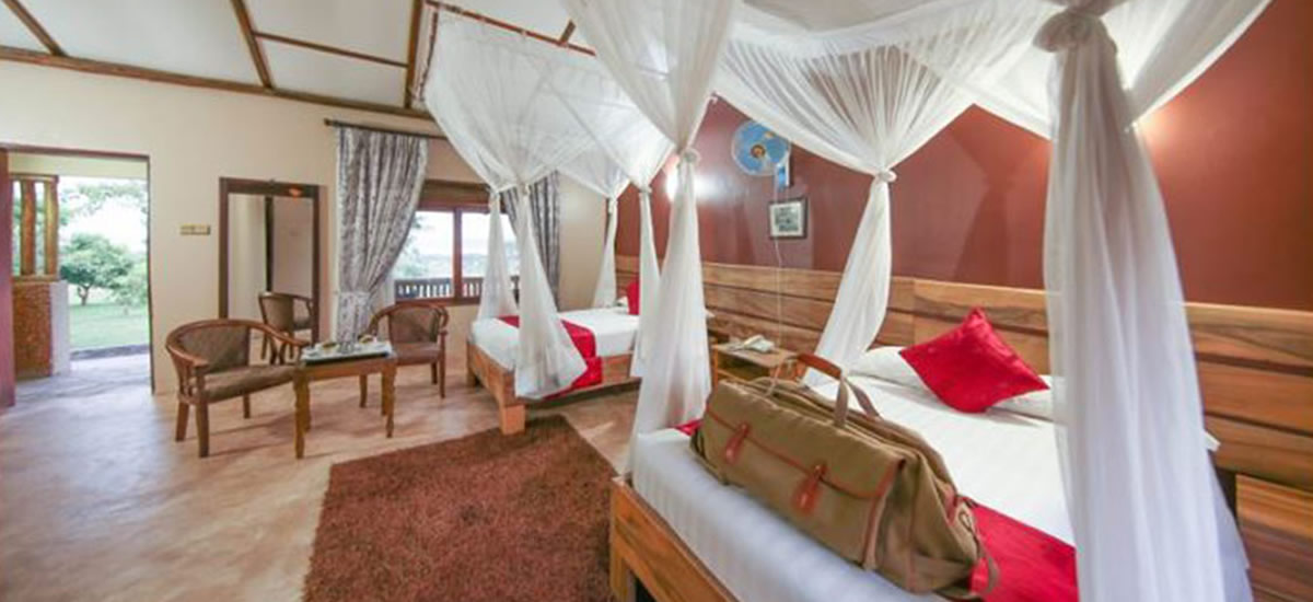 Pakuba Safari Lodge Pakuba Safari Lodge